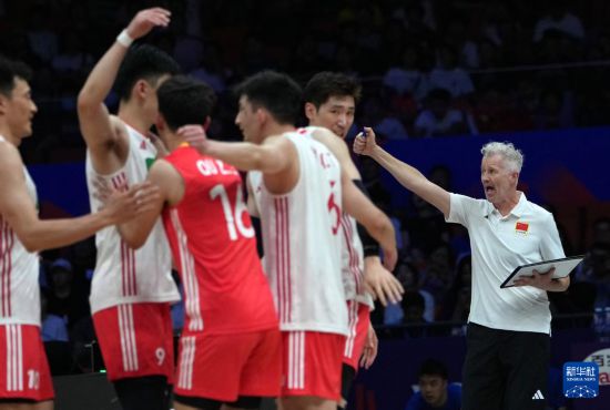 kaiyun官网-浓眉哥重要时刻最后时刻胜出，塞尔维亚队带队取胜！的简单介绍-kaiyun官网