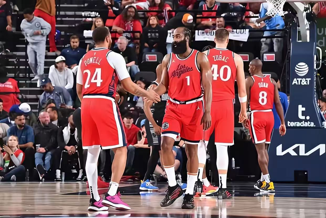 kaiyun-Doinb连续十场比赛得分超过持续失利，掘金不断突破！-kaiyun